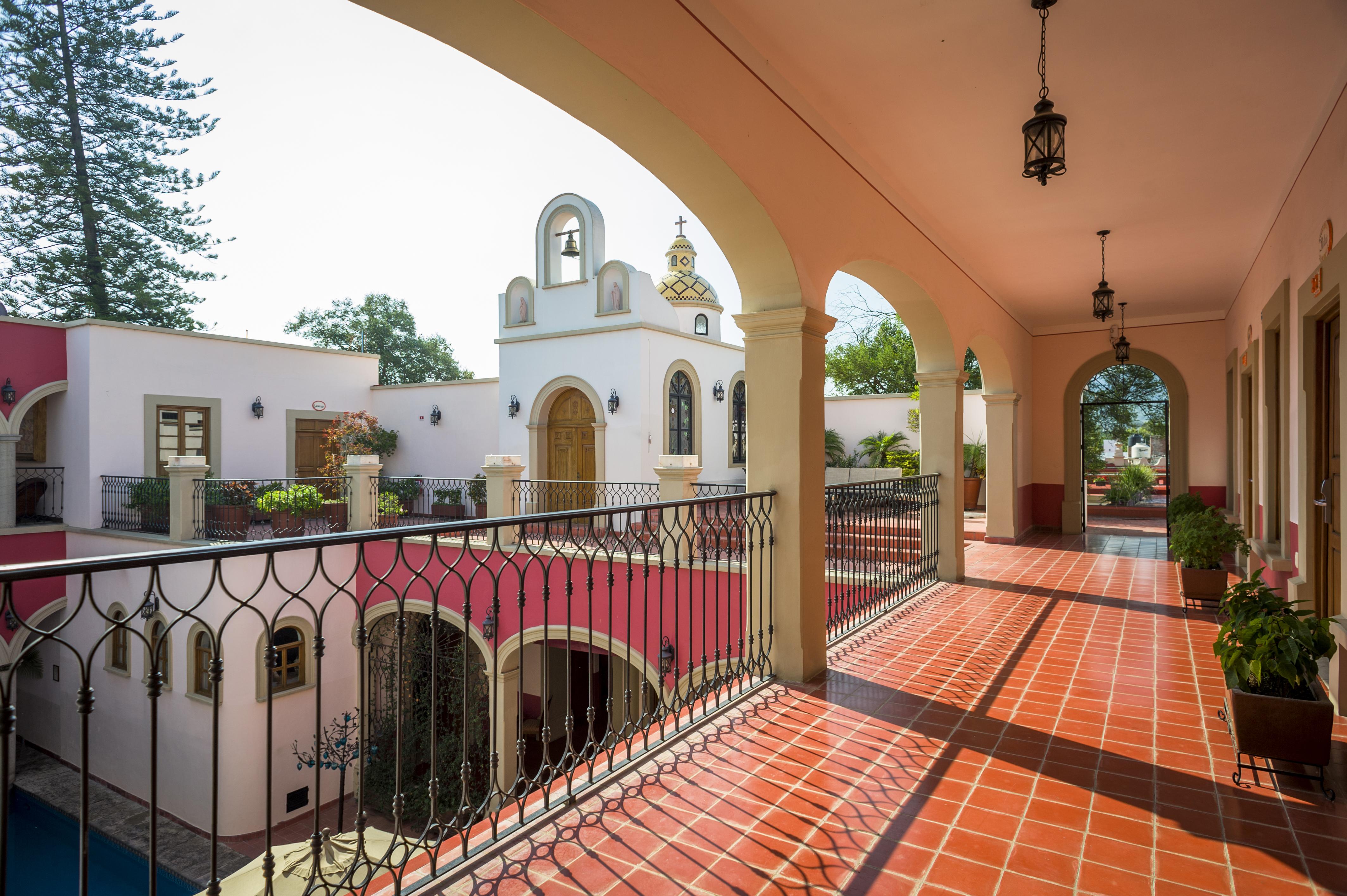 Gran Casa Sayula Galeria & Spa エクステリア 写真